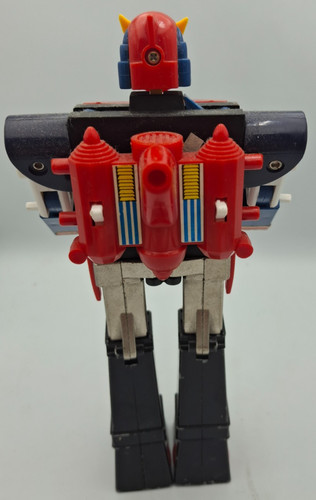 Daitarn deluxe clover - 3,
