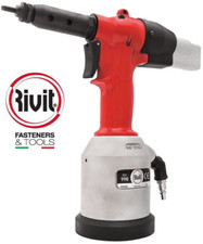 Rivettatrice oleopneumatica ad