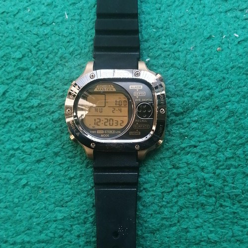 Seiko scuba master m725 - seiko,