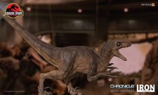 Attacking velociraptor - attacking,