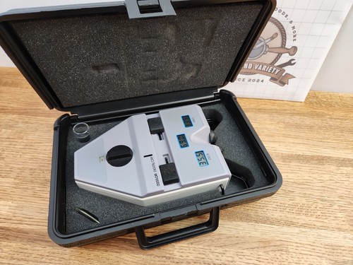 Pupillometro essilor precision - essilor,