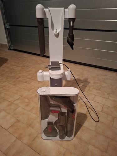 Dyson v10 docking - dyson,