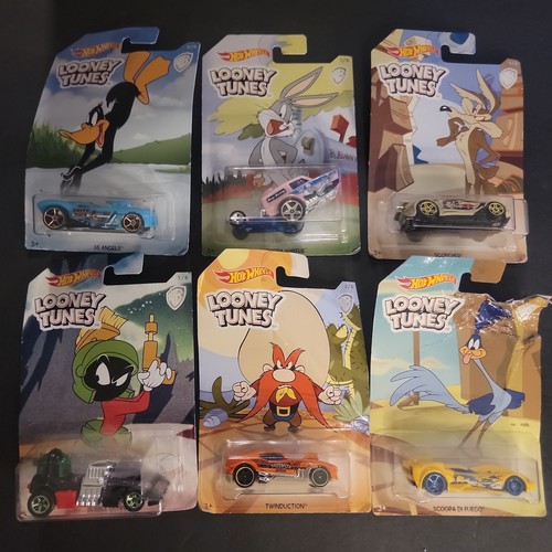 Hot wheels looney tunes set - looney, 6