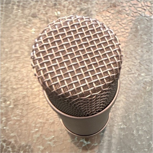 Røde broadcaster - 🎙️,