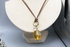 Antica COLLANA in vetro ambra