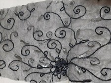 Pizzo tulle fatto a mano grigio lurex striscia ricamo