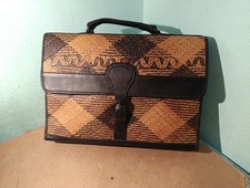 Valigetta Anni 90 In Rattan/Pelle 41x30X8 Cm Mai Usata