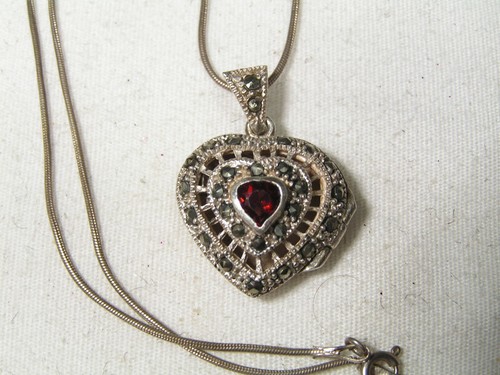 Ciondolo con cuore - ciondolo,