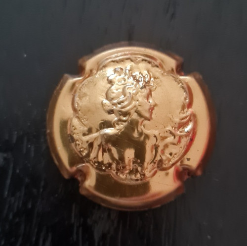Rare capsule champagne - rare, pommery