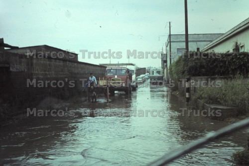 Foto camion fiat - foto, italia