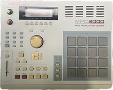 AKAI MPC2000XL Drum Machine