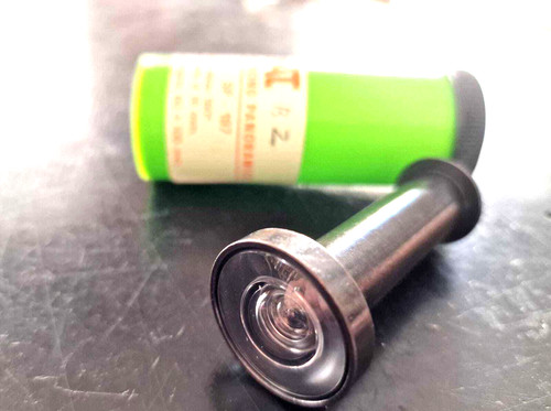 Spioncino sicurezza - di,