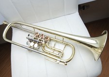 Tromba tedesca b con grilletto 
