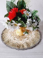 Vaso In Porcellana Viola Con Fiori Finti Margherite E Rose + Centrino