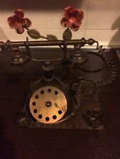 Portacandele In Ferro Battuto A Forma Di Telefono Antico