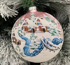 Sfera di vetro decorata a mano