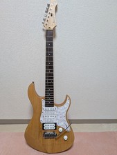 YAMAHA Pacifica 604W