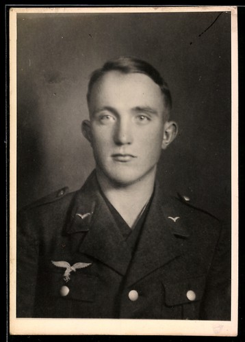 Soldat della luftwaffe in - luftwaffe,