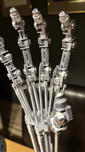 Braccio terminator t800 endo - terminator,
