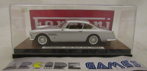 Vehicule neuf ferrari 250 - neuf,