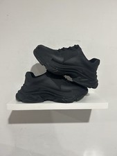 BALENCIAGA TRIPLE S MODELLATO