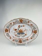 Antico piatto in maiolica