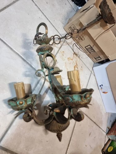 Antico lampadario vintage - , in