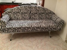 Set Di Cuscini Forma Mezzaluna Con Copriletto Letto Singolo Disegno zebrato