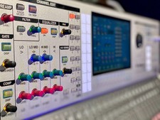 AUDIO Roland M-400 V-Mixer –