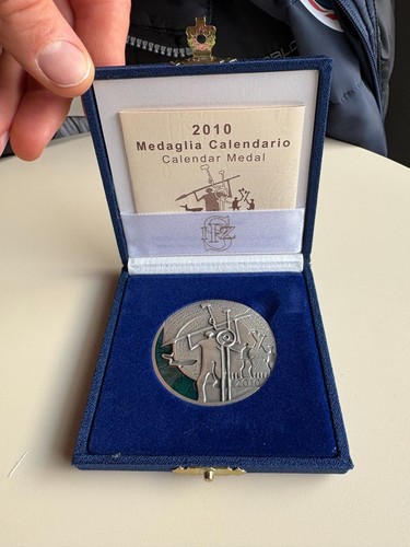 Medaglia calendario 2010 - medaglia,