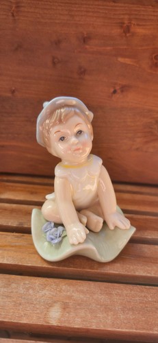 Statuina porcellana - in,