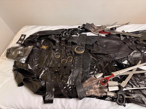 Costume edoardo mani - costume,