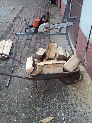 Cavalletto per motosega sega - per,