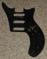 Sir Brian May 'Queen', hand