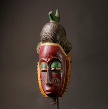 Maschere tribali africane in