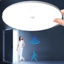 Plafoniera LED con rilevatore