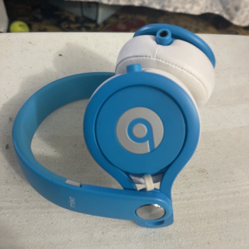 Beats dre mixr - by,