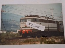 Fotografia Locomotore Elettrico FS E 646.173 in testa ad un convoglio passeggeri