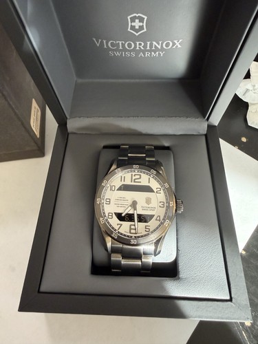 Victorinox 241301 quarzo swiss - victorinox,