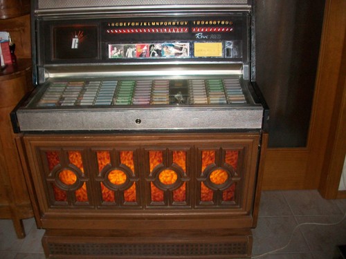 Iuke box rowe - rowe, ami