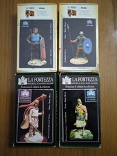 Lotto Di Numero  Quattro soldatini piombo Fortezza Da Assemblare e Dipingere 