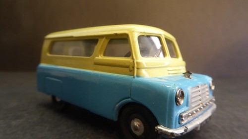 Corgi toys bedford - bedford, van