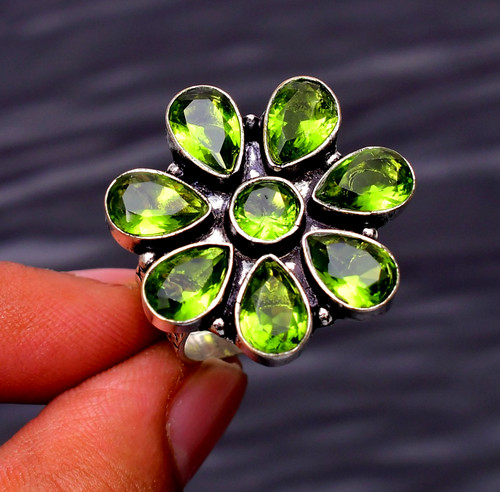 Pietra preziosa peridoto