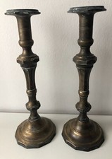 Vecchia coppia di candelabri