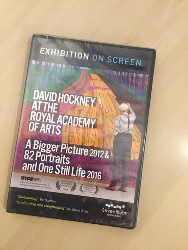 Exhibition screen david - on,