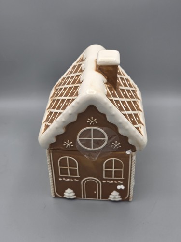New ceramic gingerbread house - gingerbread,