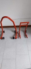 COPPIA CAVALLETTI UNIVERSALI ALZA MOTO ALZARE RUOTE FORCHETTE SUPPORTI NOTTOLINI