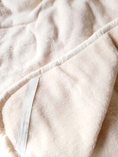 COPRIMATERASSO IN LANA MERINOS 180X160 CM