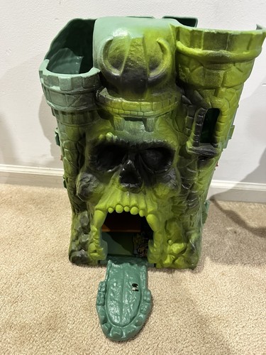 Vintage motu castle - vintage,