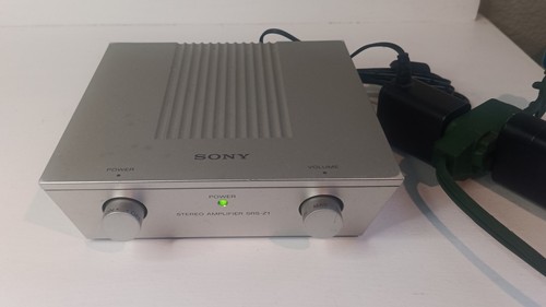 Amplificatore impianto stereo